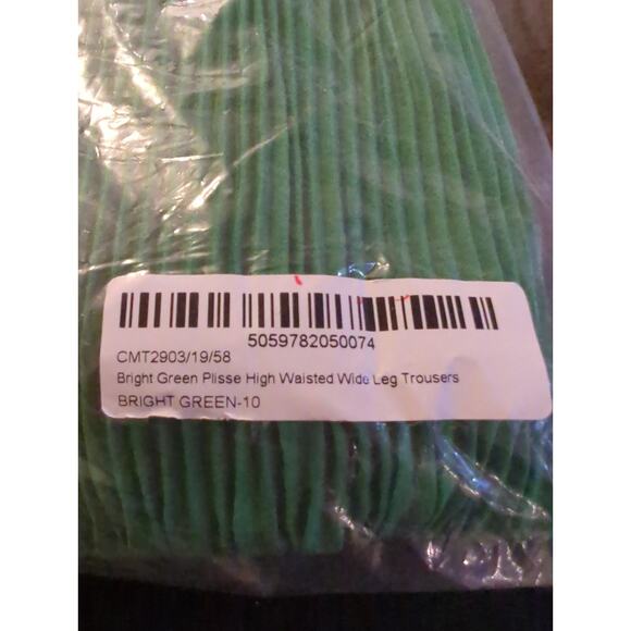 PrettyLittleThing Bright Green Plissé High-Waisted WideLeg Trousers Size 6 NWT - Picture 5 of 5